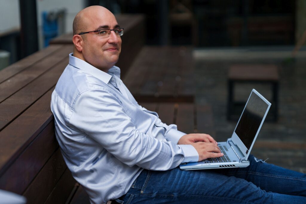 ניהול חכם של יחסי ציבור לחברות ציבוריות, יכול להגביר את אמון המשקיעים וגם להשפיע על התוצאות העסקיות של החברה