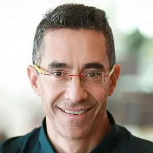 רו״ח (עו״ד) חגי אלמקייס | אלמקייס פתרונות מיסוי